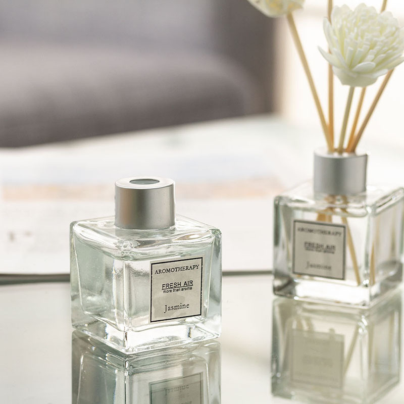 Olio Essenziale per Aromaterap - Home Fragrance Jasmine Diffuser recensione e prezzo
